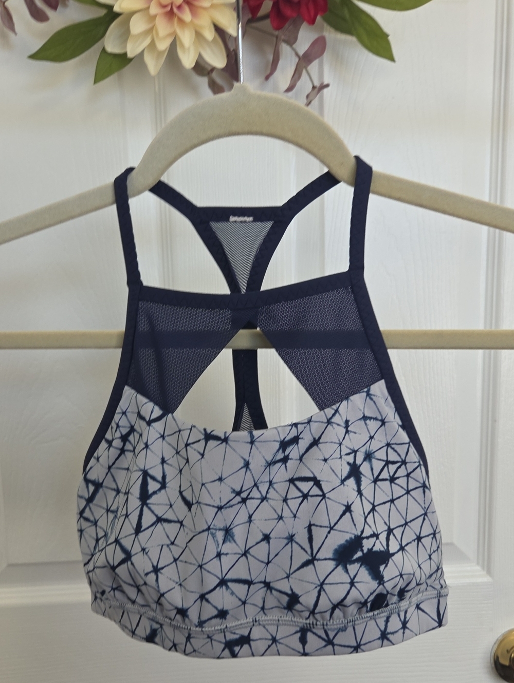 Lululemon Sports Bra Size 6